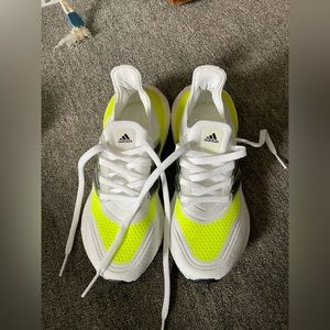 Adidas ultraboost 21 in a size 4.5